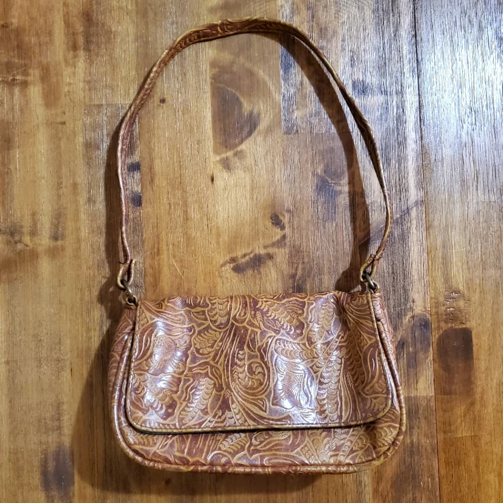 Women's Floral Embossed Western Shoulder Purse - Tan Cognac Brown